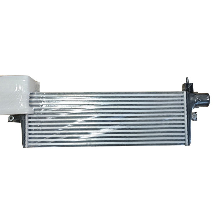 Ano ang isang auto intercooler at paano ito mapapabuti ang pagganap ng engine?